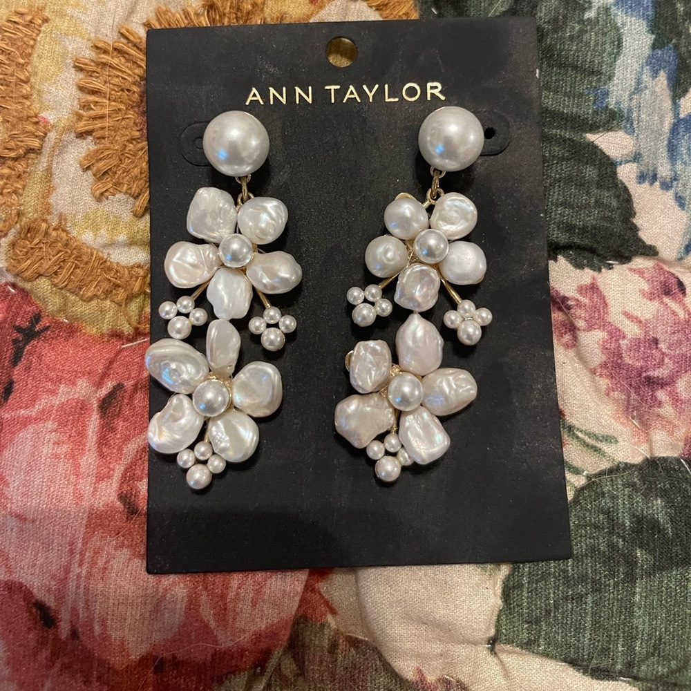 Perfect earrings for wedding!